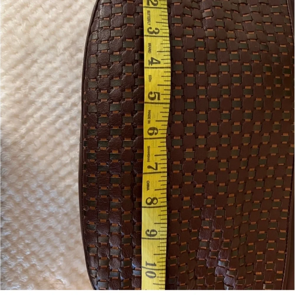 🩷 Vintage Oleg Cassini woven leather purse vintage💚🩷💚